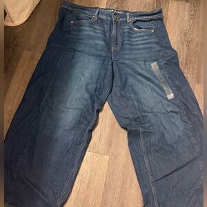 American Eagle Strigid Dreamy Drape Barrel Jeans - 12 short